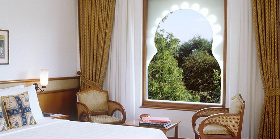 Отель Trident Удайпур Экстерьер фото A room at the Taj Mahal Palace